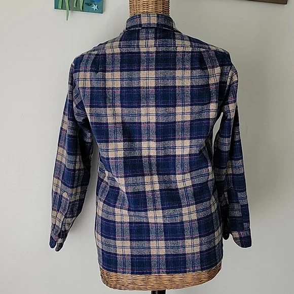 Vintage Pendleton Flannel Made in USA size M 100% Wool BinW - Picture 3 of 9